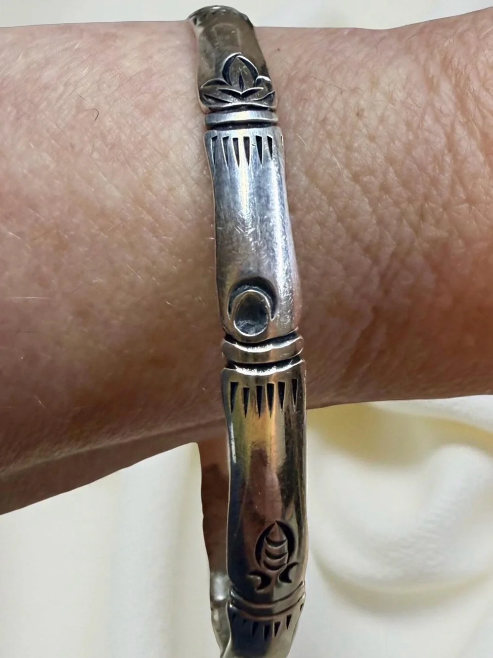 Vintage 925 Sterling Silver Southwestern Stamped Cuff Bracelet 8” 15.1g